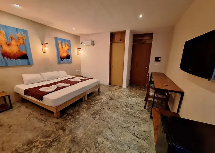 San Ignacio Hotel